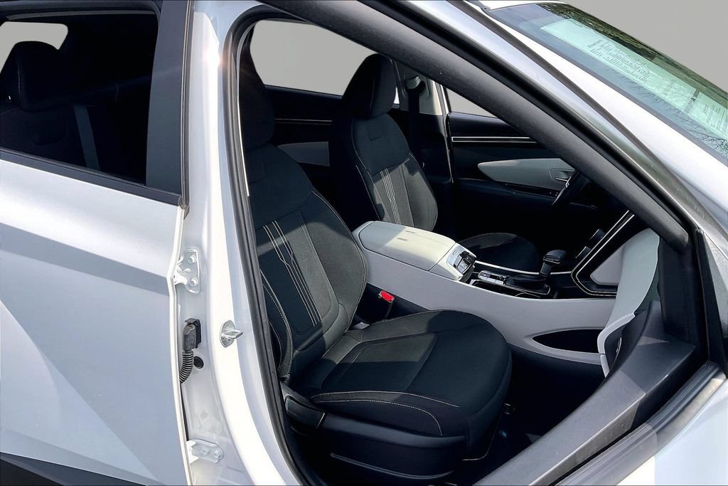 Used 2023 Hyundai Tucson SEL FWD image 32