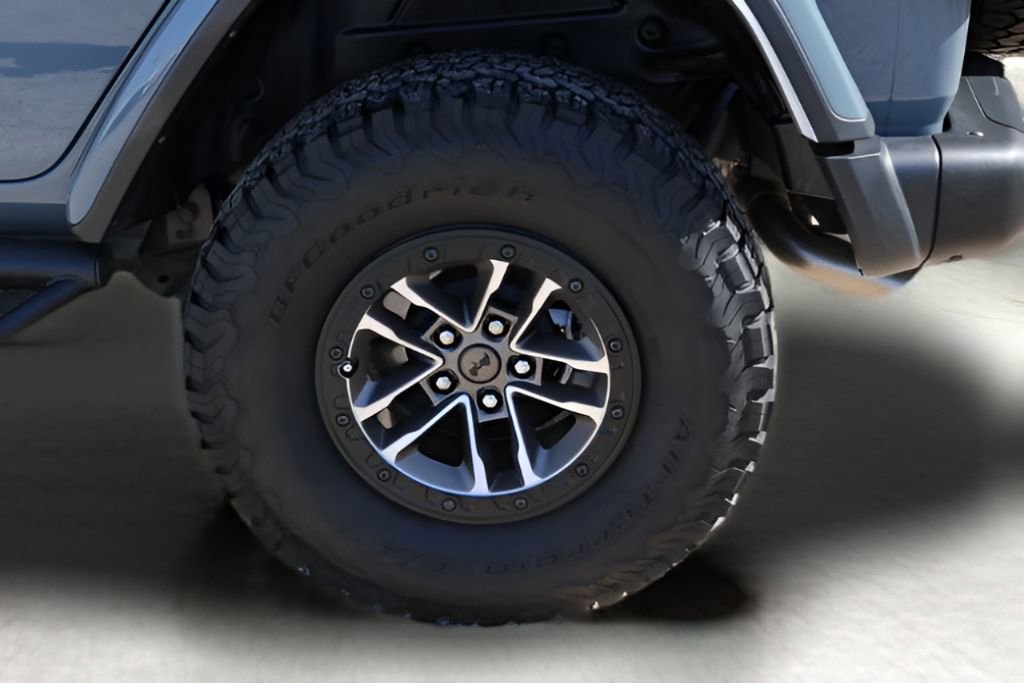 Used 2024 Jeep Wrangler Unlimited Rubicon 392 AWD/4WD image 9