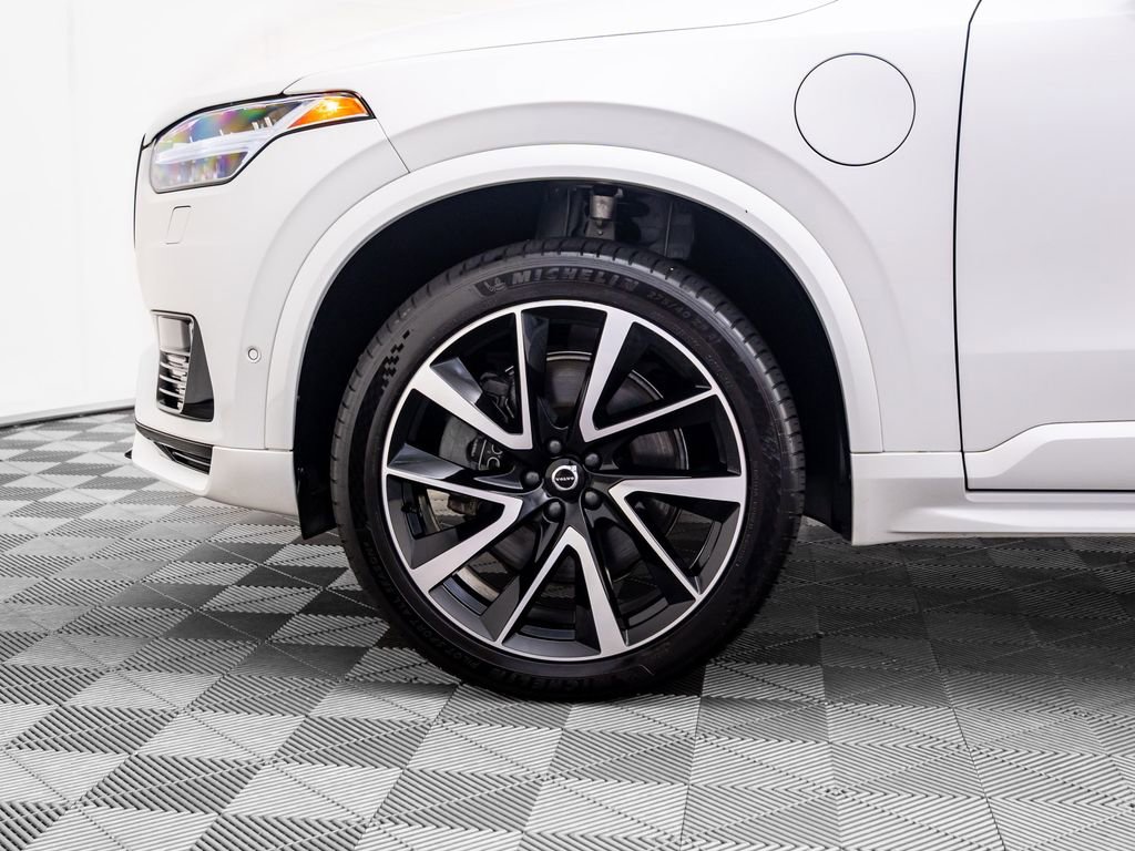Used 2023 Volvo XC90 T8 Plus w/ Protection Package image 33