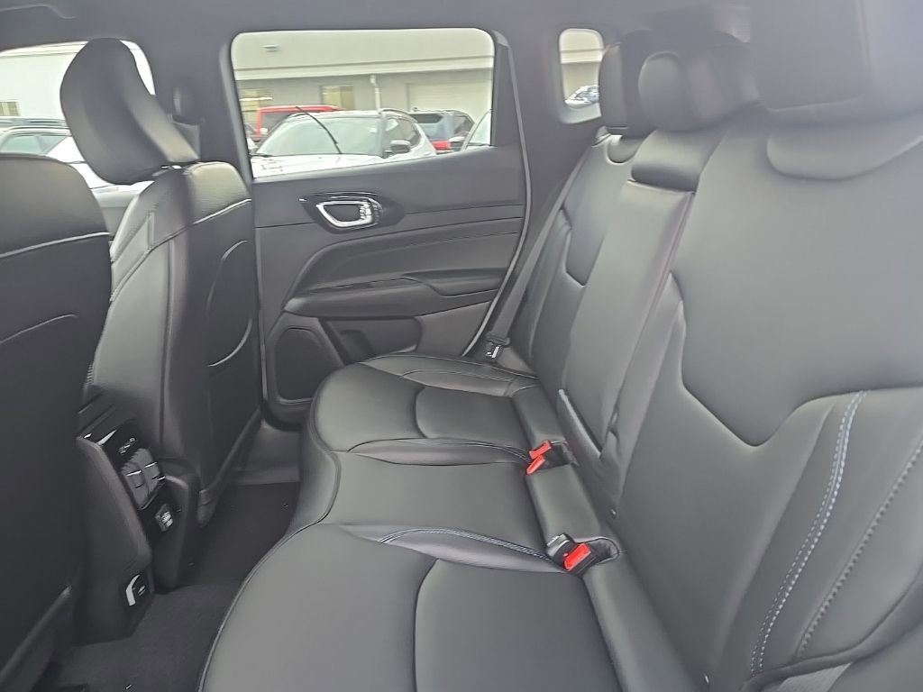 New 2026 Jeep Compass Limited image 16