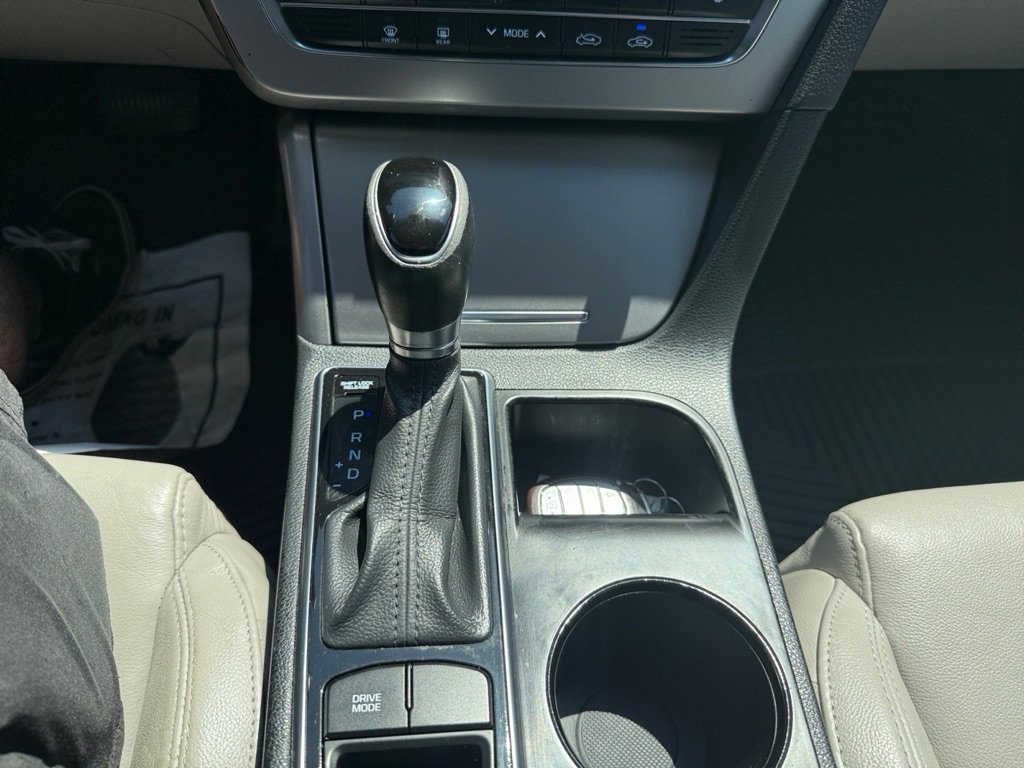 Used 2015 Hyundai Sonata Sport w/ Option Group 03 FWD image 19