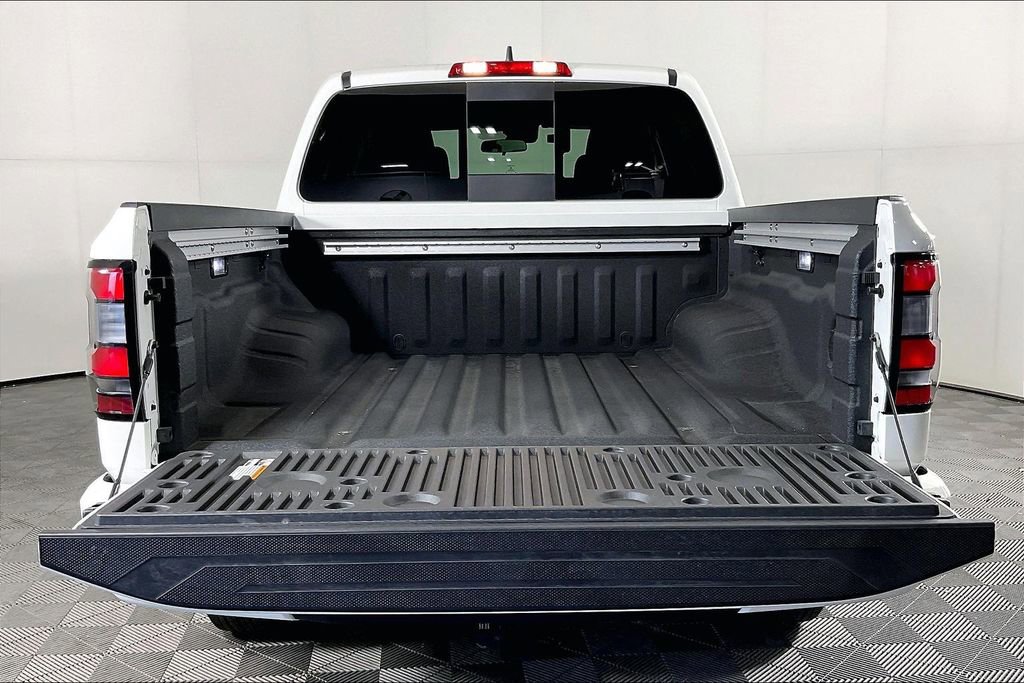 Certified 2025 Nissan Frontier SV w/ SV Convenience Package image 38