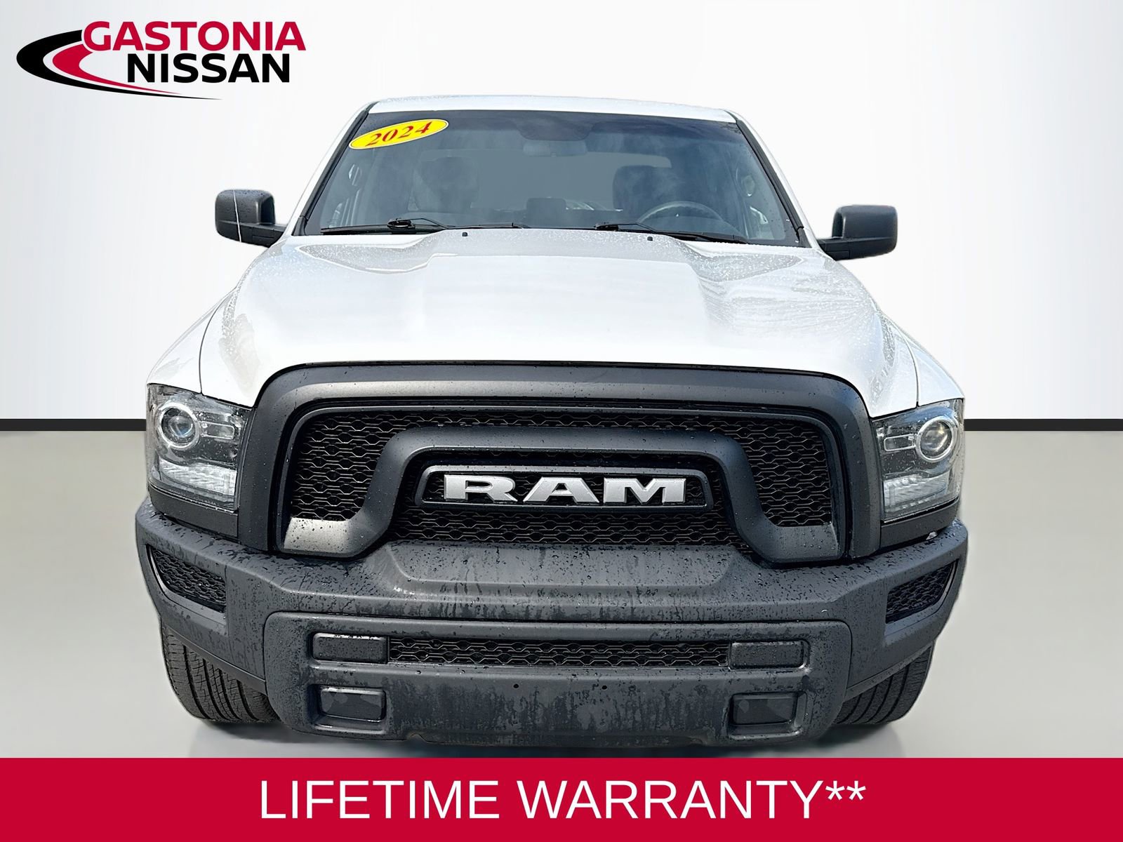 Used 2024 RAM 1500 Classic Warlock RWD image 2