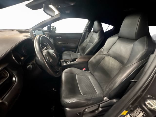 Used 2019 Toyota C-HR Limited FWD image 14