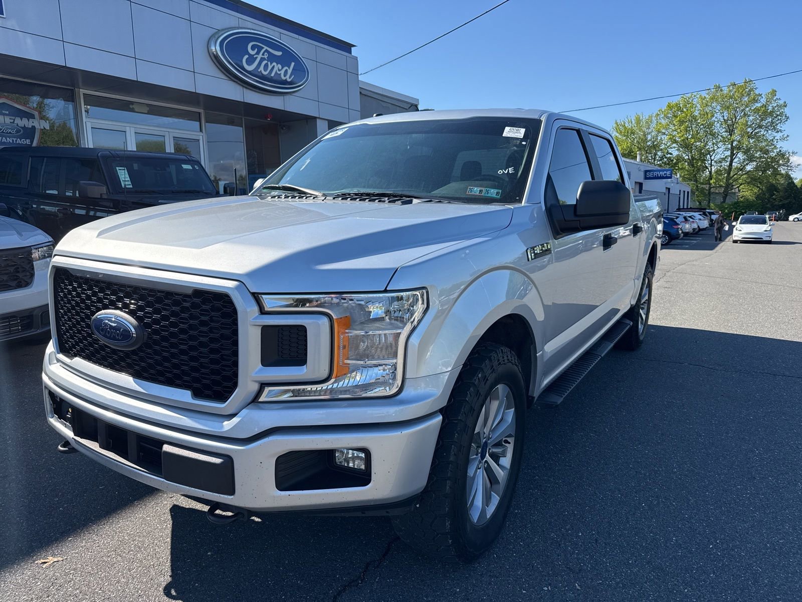 Used 2018 Ford F150 XL w/ Equipment Group 101A Mid AWD/4WD image 1