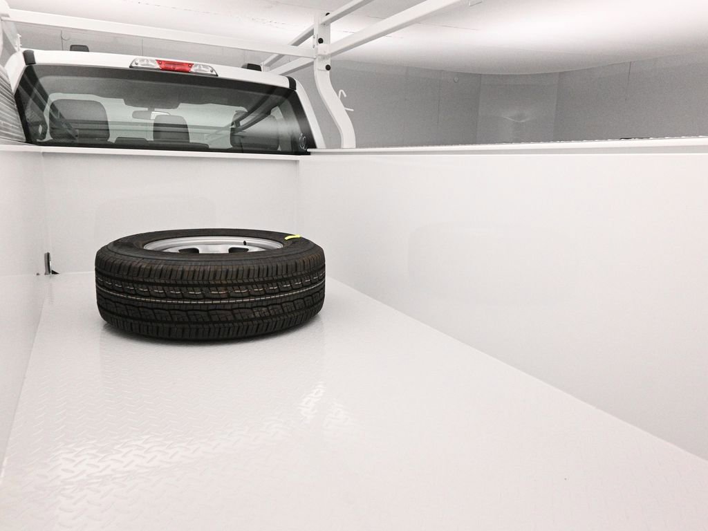 New 2025 Ford F350 XL w/ XL Chrome Package image 20