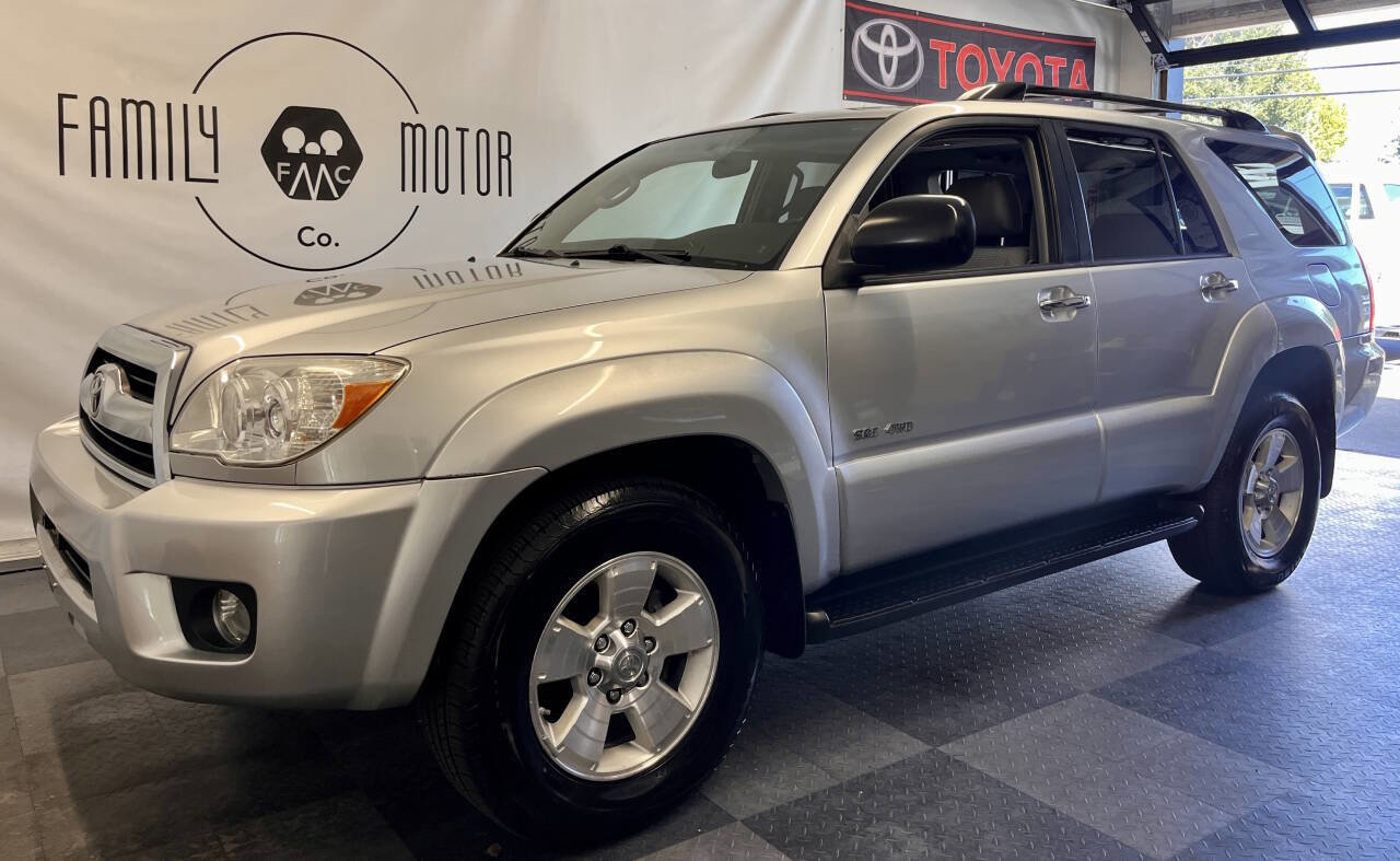 Used 2006 Toyota 4Runner SR5 AWD/4WD image 7