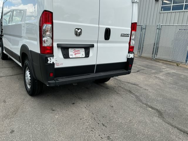 Used 2026 RAM ProMaster 2500 w/ Convenience Group FWD image 15