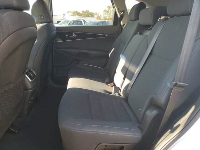 Used 2019 Kia Sorento LX image 10