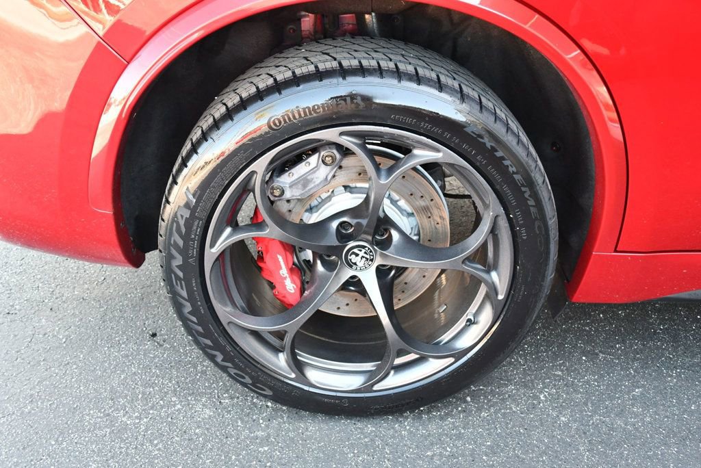 Used 2018 Alfa Romeo Stelvio Quadrifoglio w/ Driver Assist Dynamic Package image 69