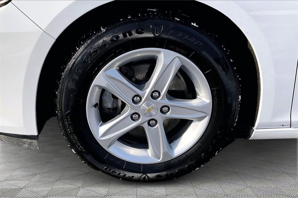 Used 2024 Chevrolet Malibu LS image 33