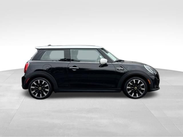 Certified 2024 MINI Cooper SE FWD image 2