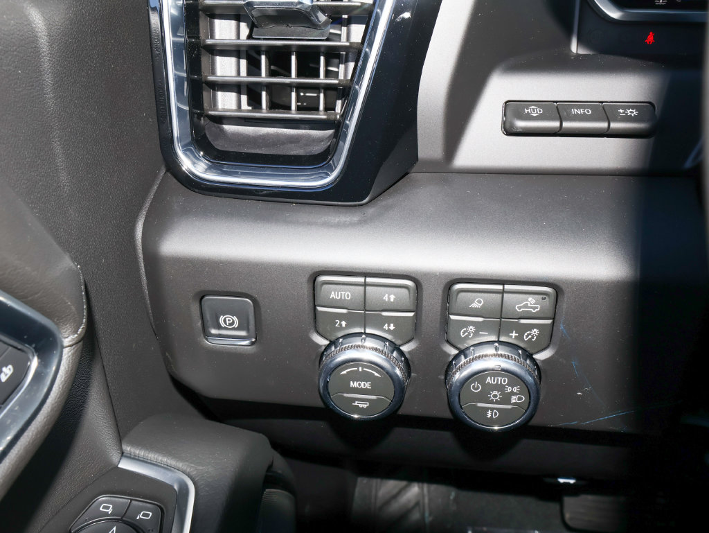 New 2026 GMC Sierra 3500 Denali w/ Denali Reserve Package AWD/4WD image 28