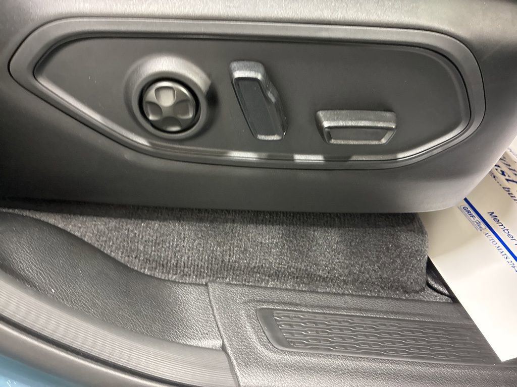 New 2026 Jeep Grand Cherokee L Limited image 32