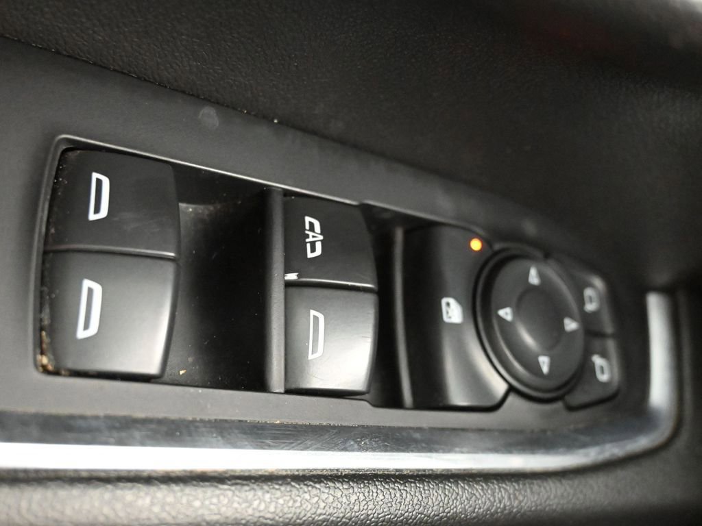 Used 2024 Chevrolet Silverado 2500 LT AWD/4WD image 29