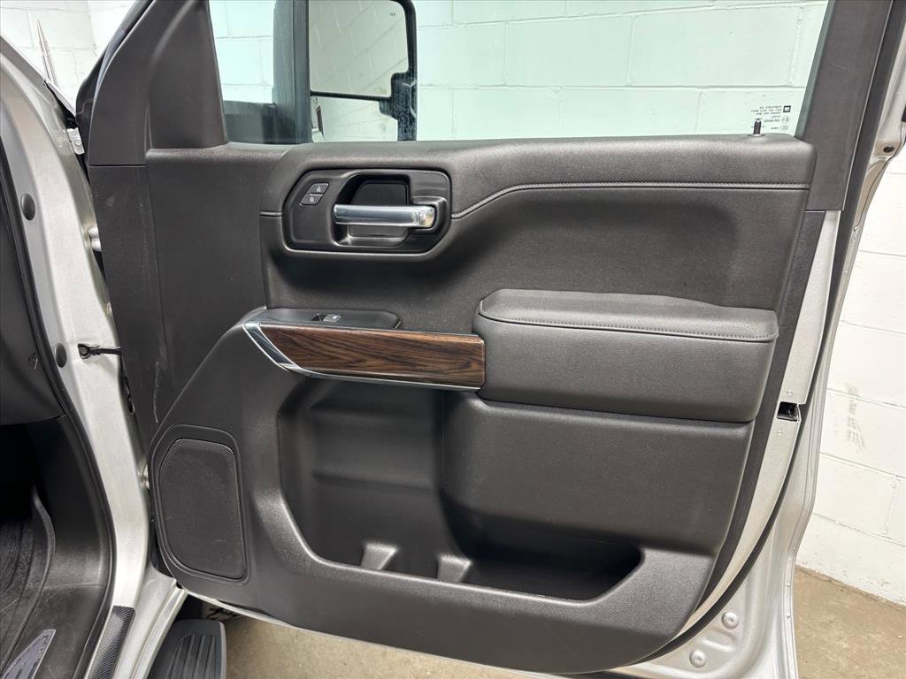 Used 2022 GMC Sierra 1500 SLT w/ SLT Premium Package image 29