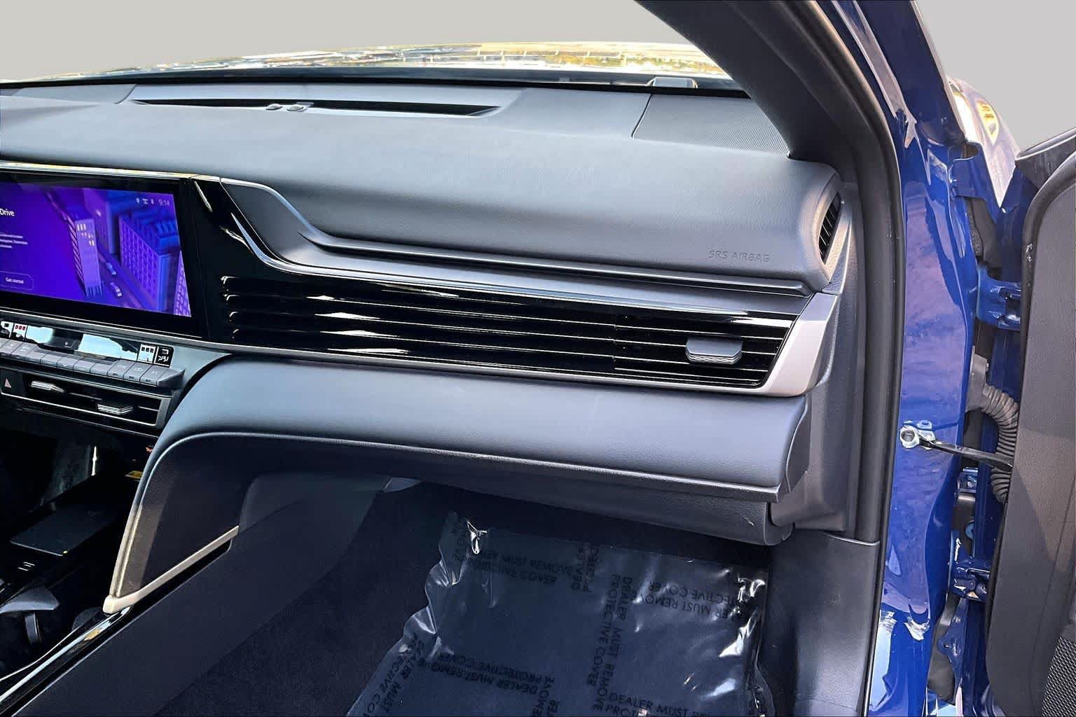 Used 2025 Toyota Camry XSE FWD image 19
