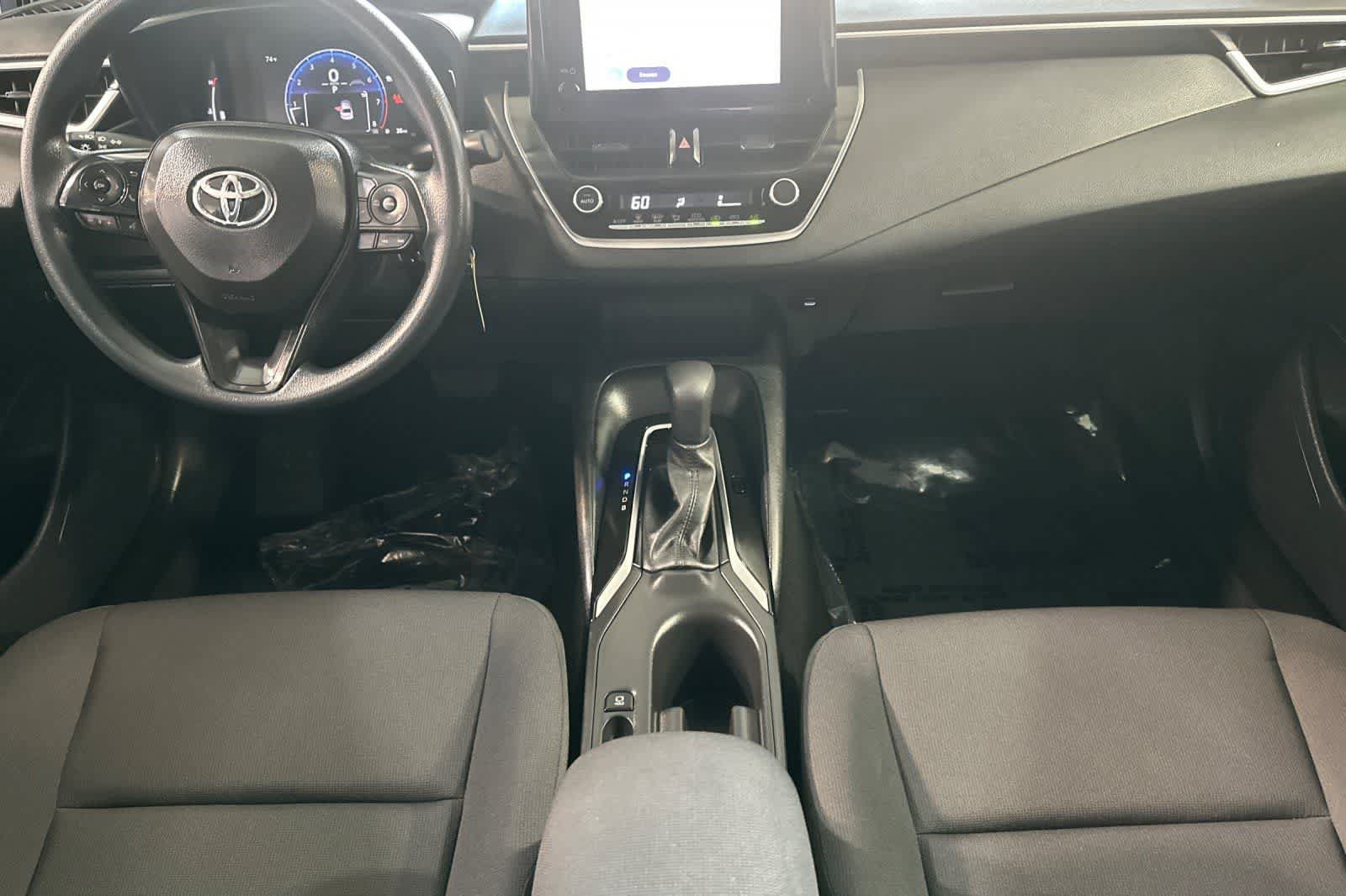 Used 2026 Toyota Corolla LE FWD image 4
