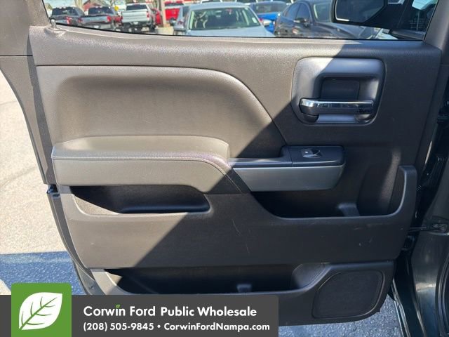 Used 2018 Chevrolet Silverado 1500 LT w/ All Star Edition AWD/4WD image 29