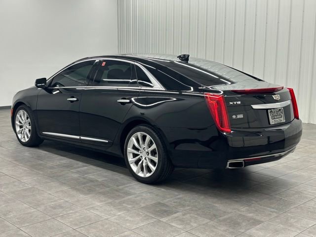 Used 2016 Cadillac XTS Luxury w/ Driver Awareness Package FWD image 4