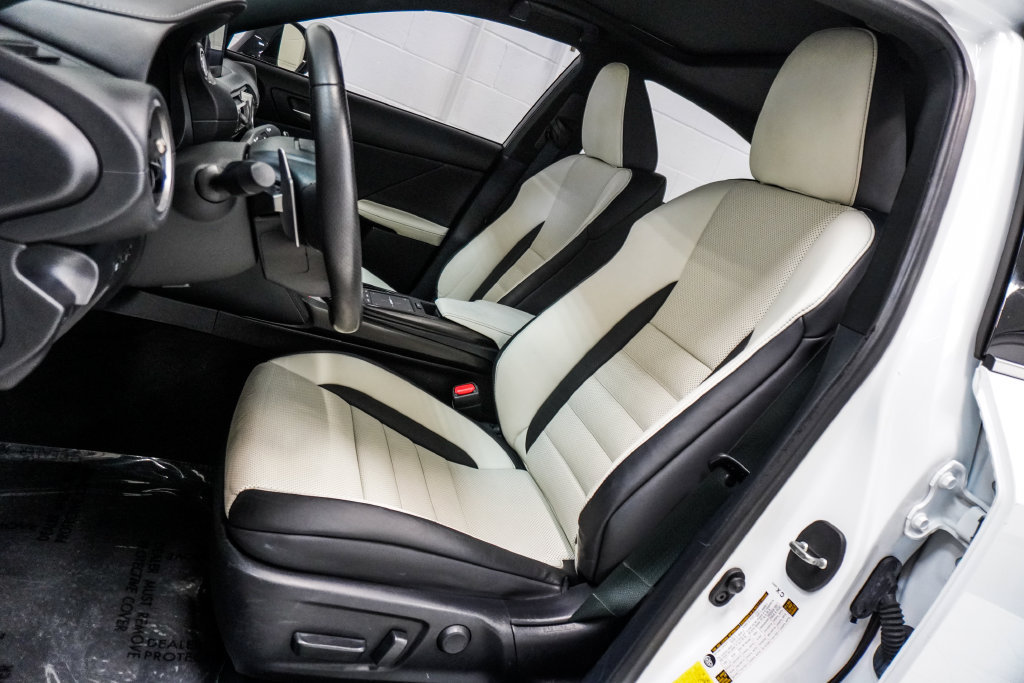 Used 2022 Lexus IS 350 F Sport RWD image 6