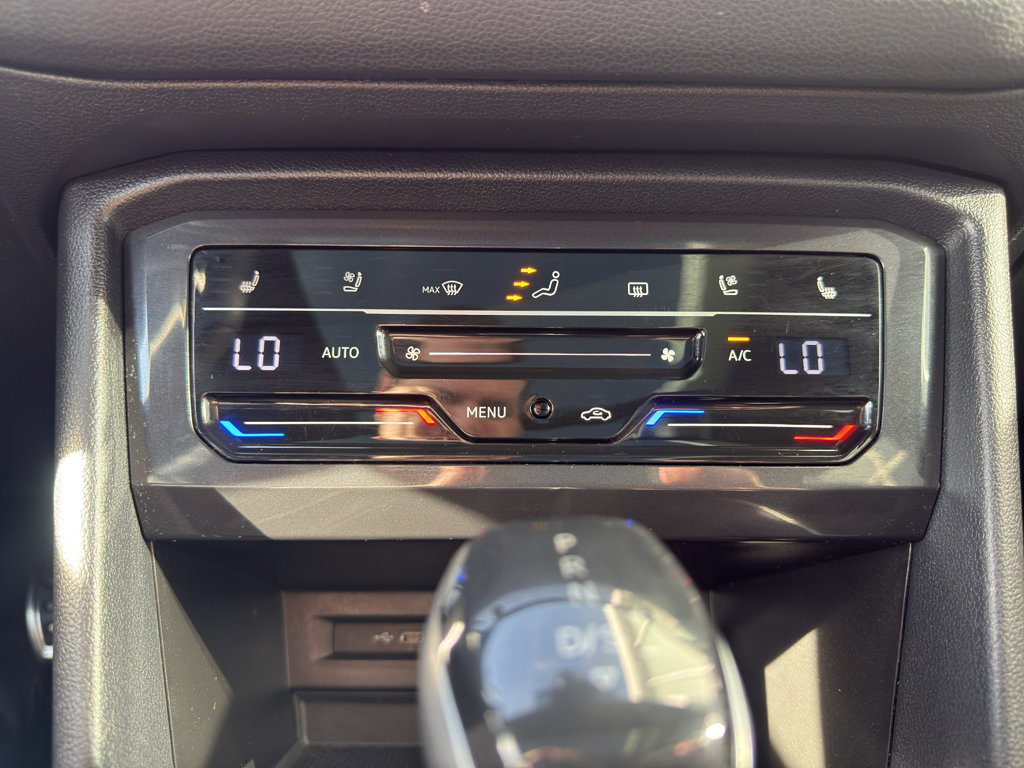 Used 2022 Volkswagen Tiguan SEL R-Line image 15