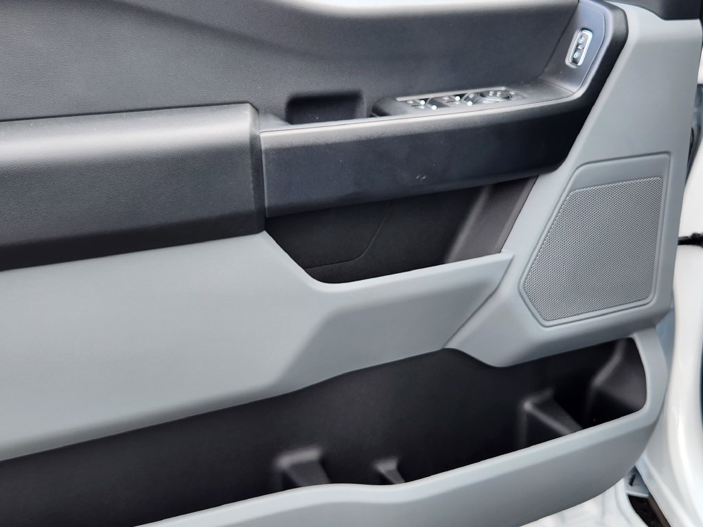 New 2026 Ford F350 XL AWD/4WD image 17