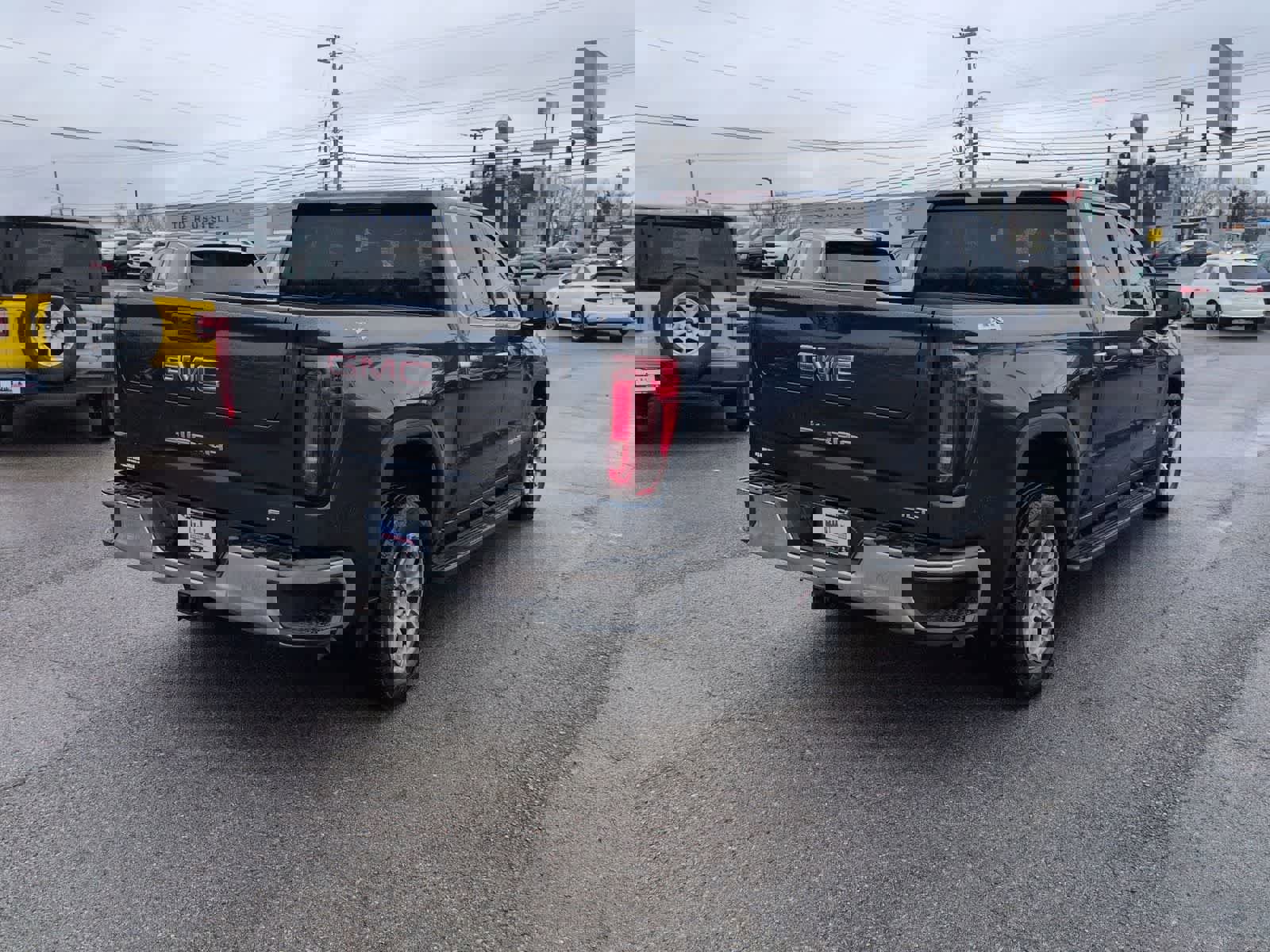 Used 2022 GMC Sierra 1500 SLT image 8