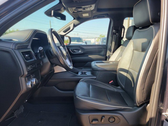 Used 2023 GMC Yukon XL SLT RWD image 9