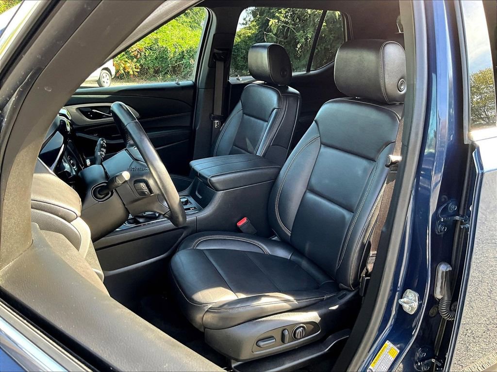 Certified 2022 Chevrolet Traverse LT image 22