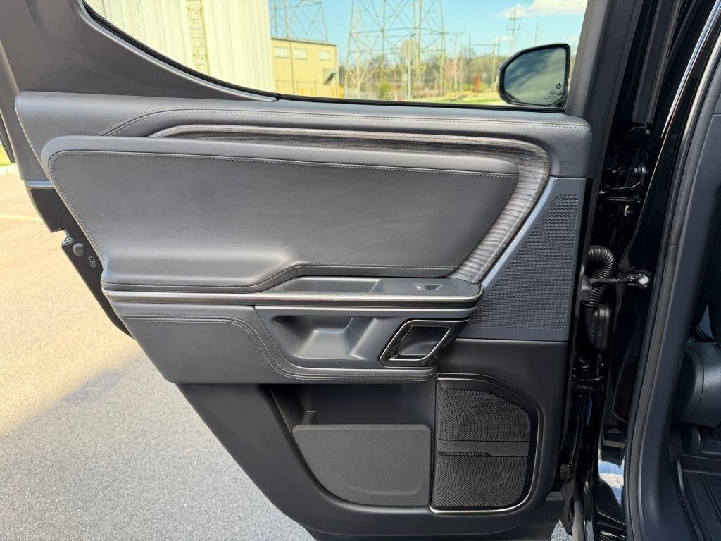 Used 2022 Rivian R1T Adventure image 29