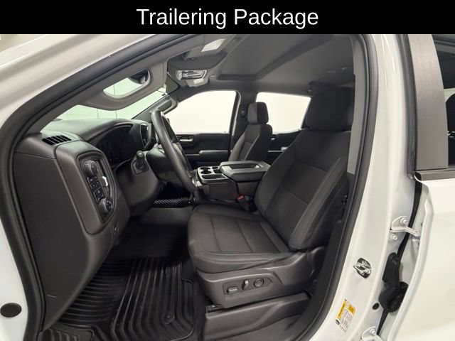 Certified 2025 Chevrolet Silverado 1500 Custom Trail Boss w/ Dark Appearance Package AWD/4WD image 8
