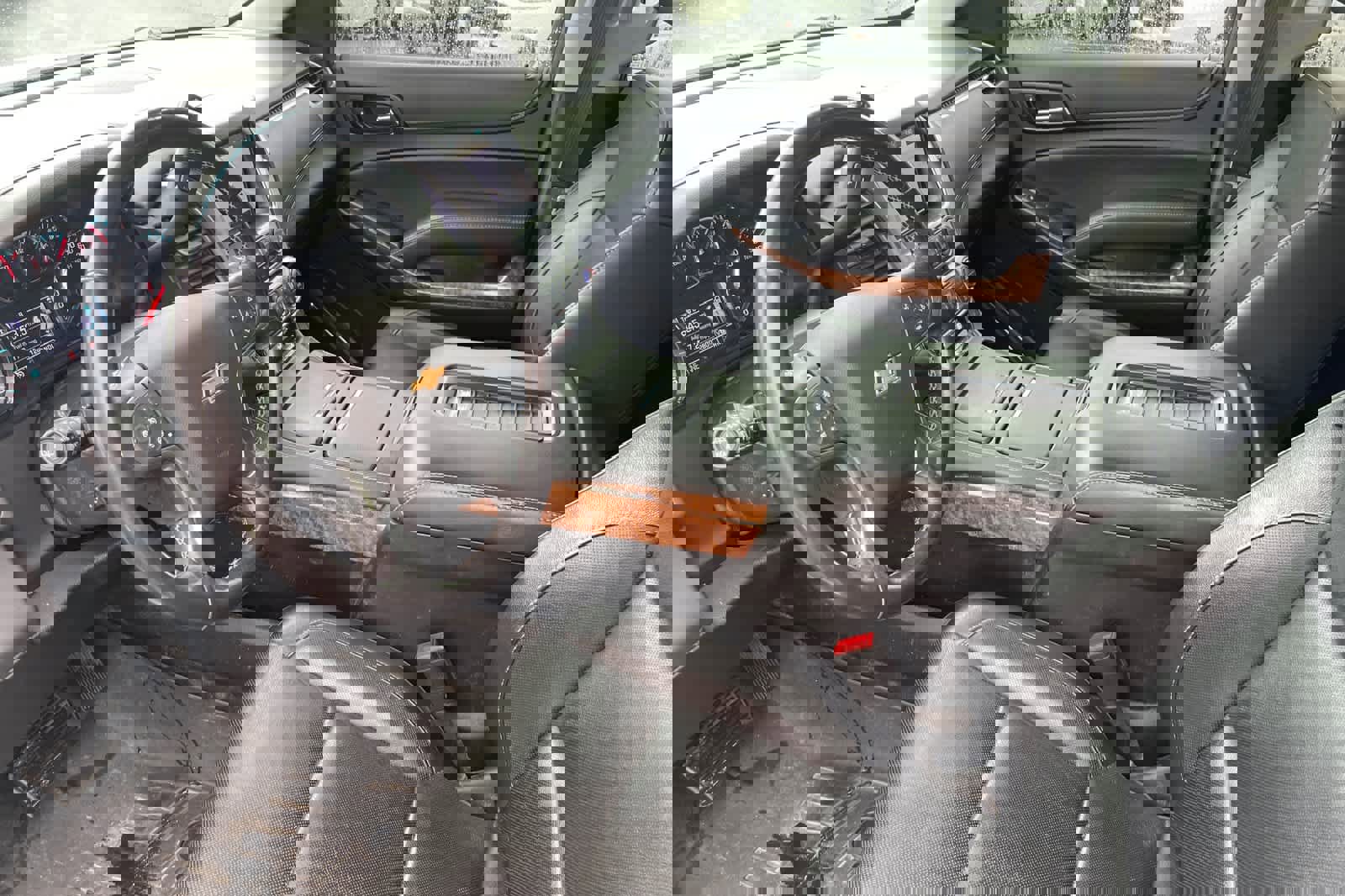 Used 2018 Chevrolet Suburban Premier image 13