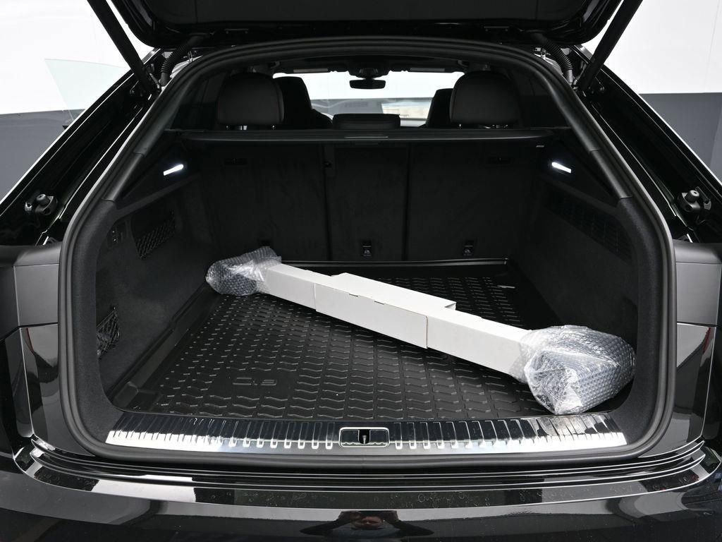 New 2026 Audi RS Q8 performance image 10