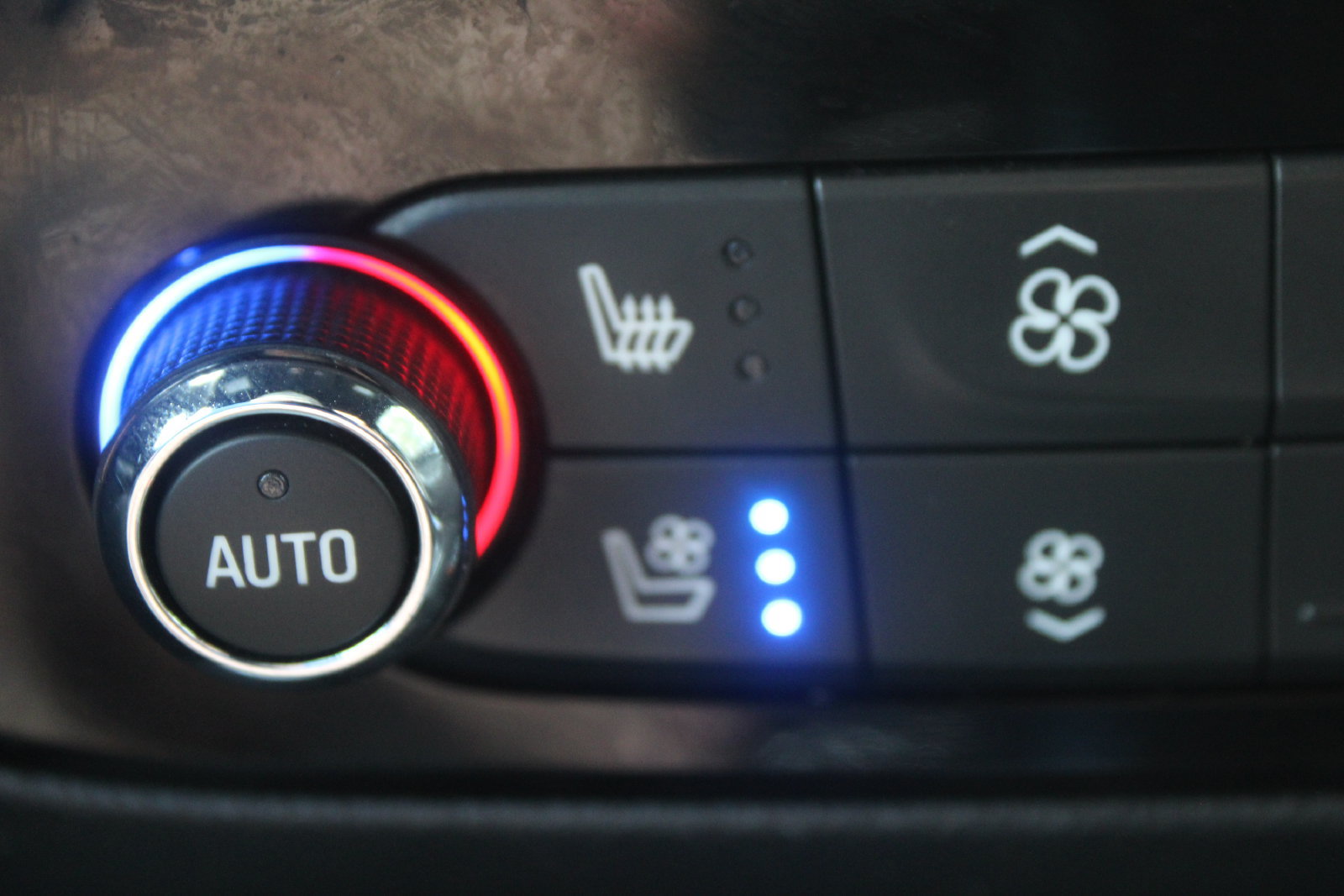 Used 2022 Buick Enclave Premium FWD image 48