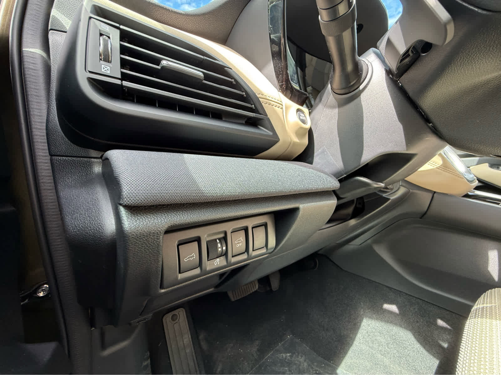 New 2025 Subaru Outback Premium w/ Popular Package #1 image 14