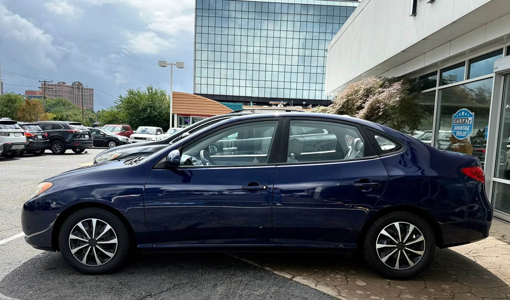 Used 2008 Hyundai Elantra SE FWD image 4