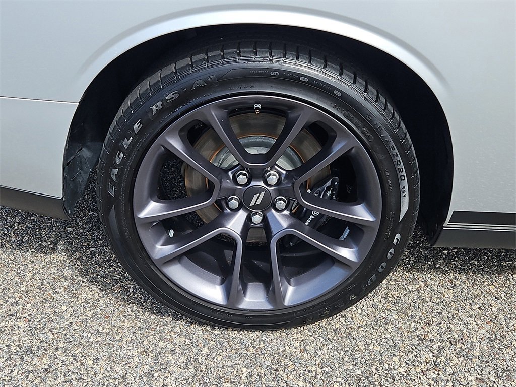 Used 2023 Dodge Challenger R/T Scat Pack image 9