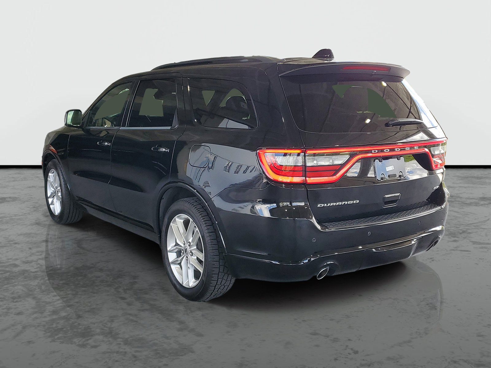 Certified 2024 Dodge Durango GT RWD image 3