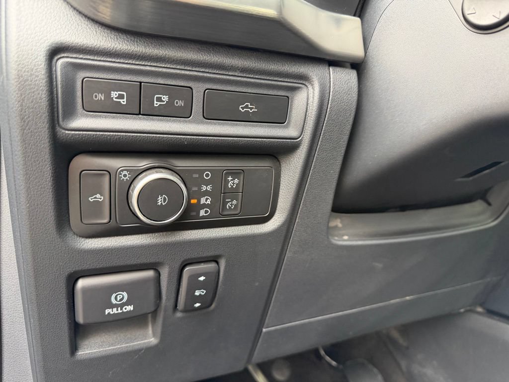 Used 2021 Ford F150 Lariat w/ Equipment Group 502A High AWD/4WD image 40