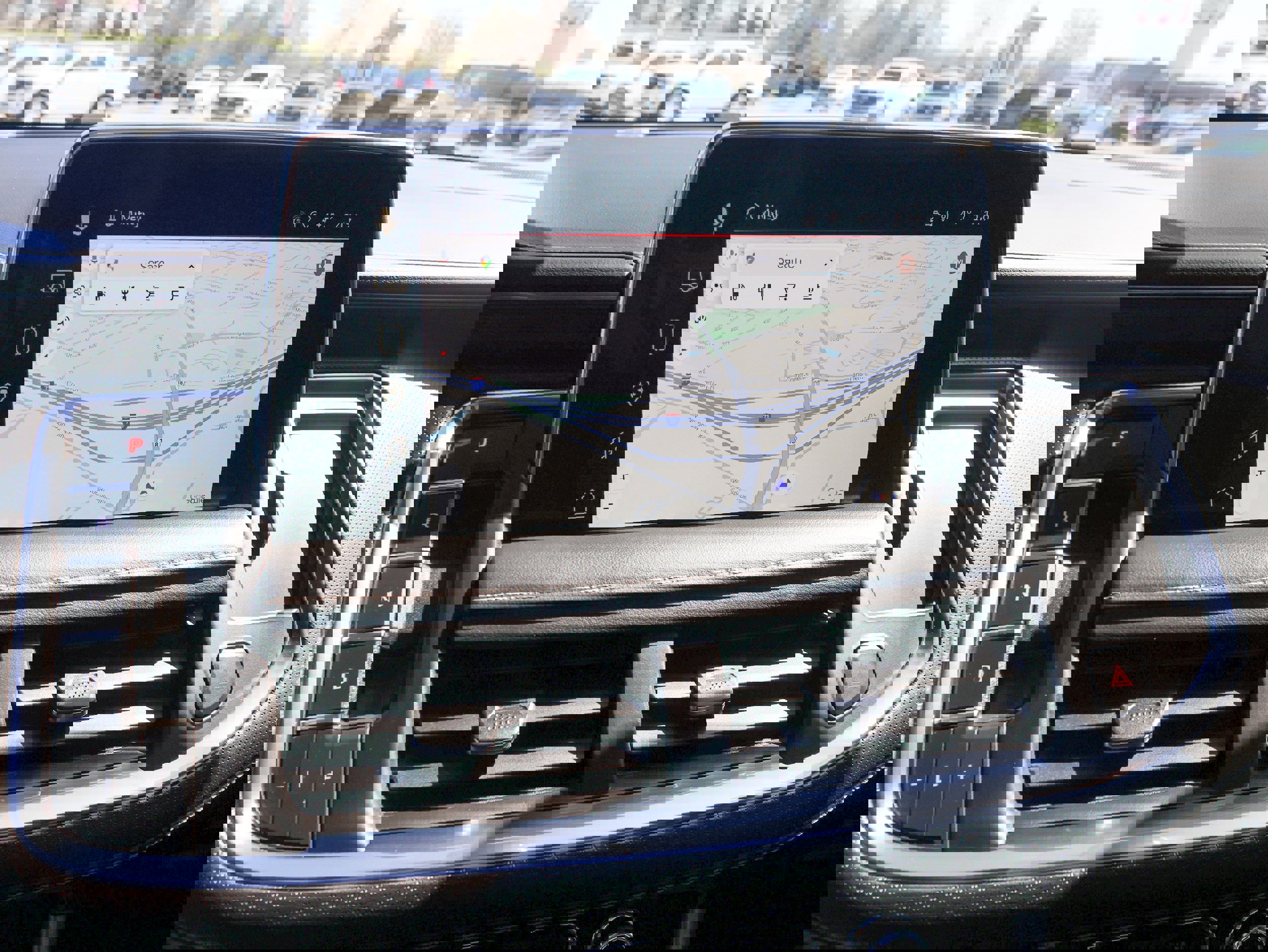 Used 2022 GMC Yukon XL SLT w/ SLT Premium Package image 26