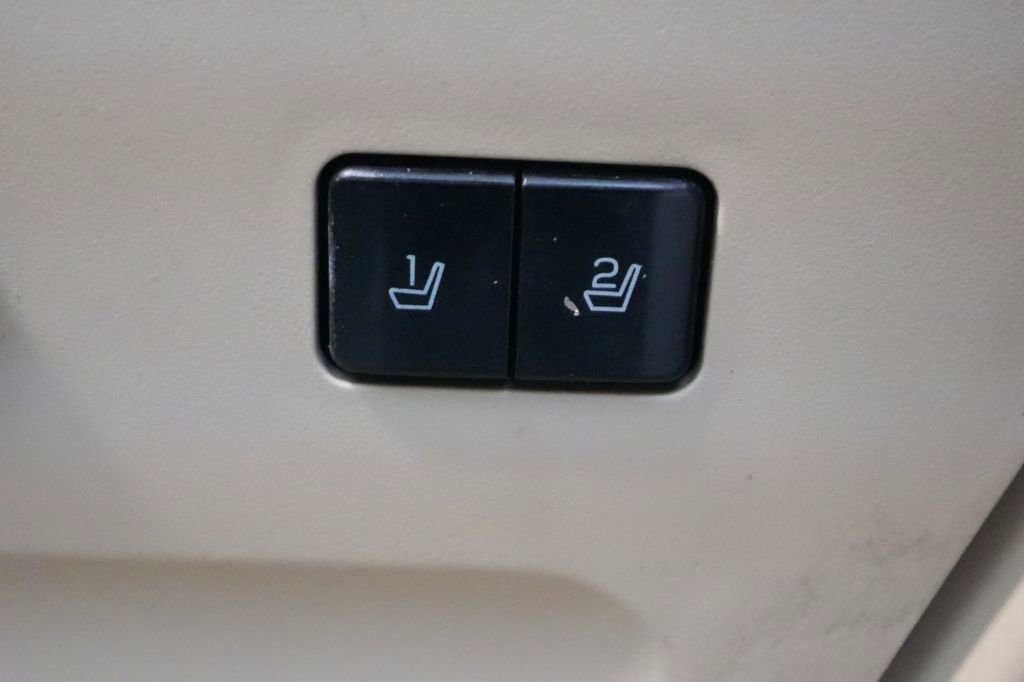 Used 2012 Ford Expedition EL XLT image 23