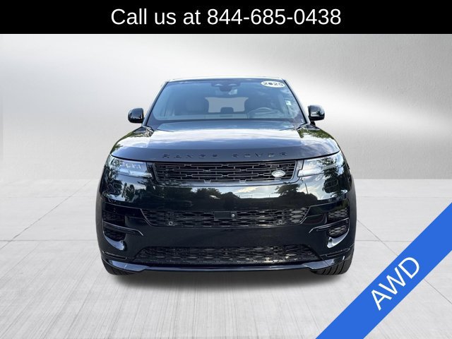 Used 2025 Land Rover Range Rover Sport Dynamic SE AWD/4WD image 2