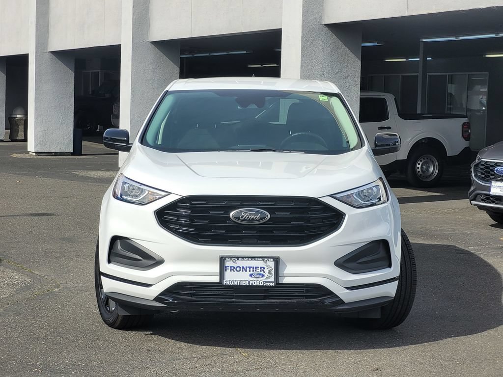 New 2024 Ford Edge SE w/ Black Appearance Package AWD/4WD image 2