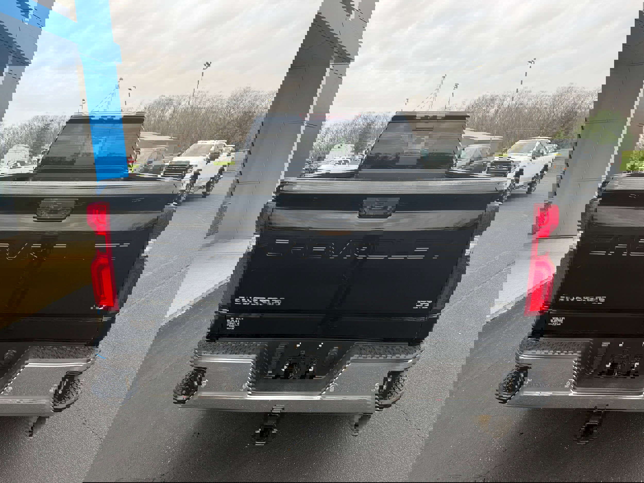 Used 2020 Chevrolet Silverado 3500 LTZ w/ LTZ Plus Package image 9