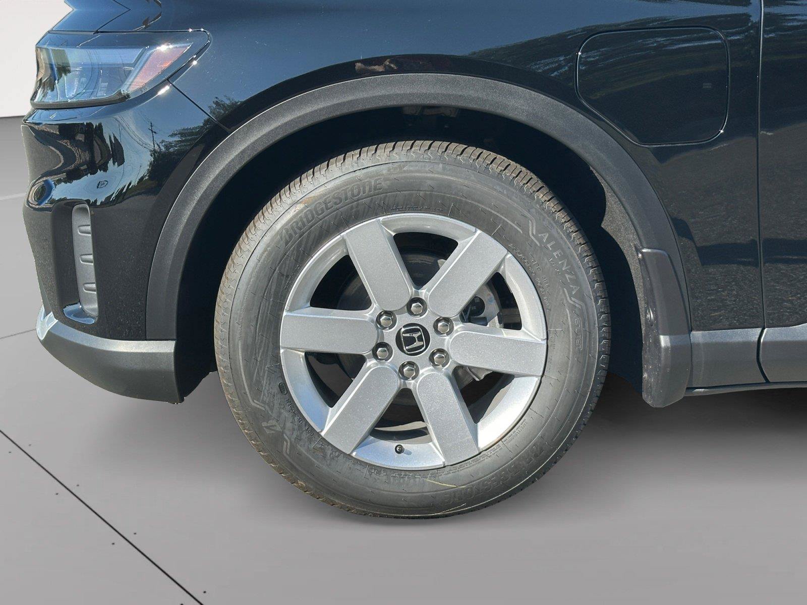 New 2026 Honda Prologue EX image 9