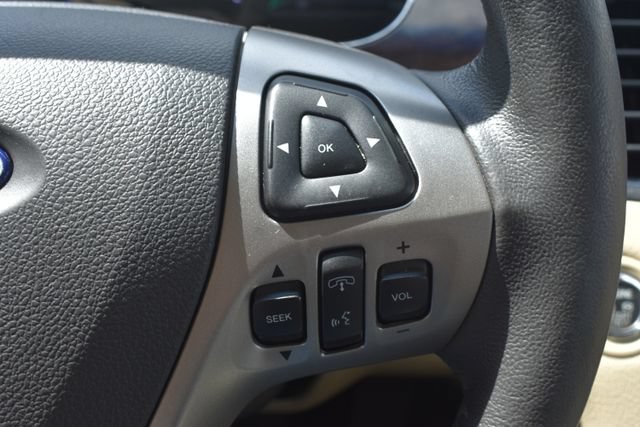 Used 2018 Ford Taurus Limited FWD image 25