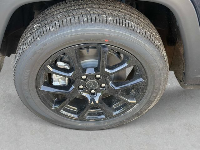 New 2026 Jeep Compass Latitude AWD/4WD image 11