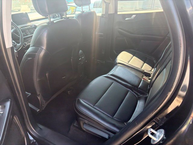 Used 2022 Ford Escape Titanium AWD/4WD image 36