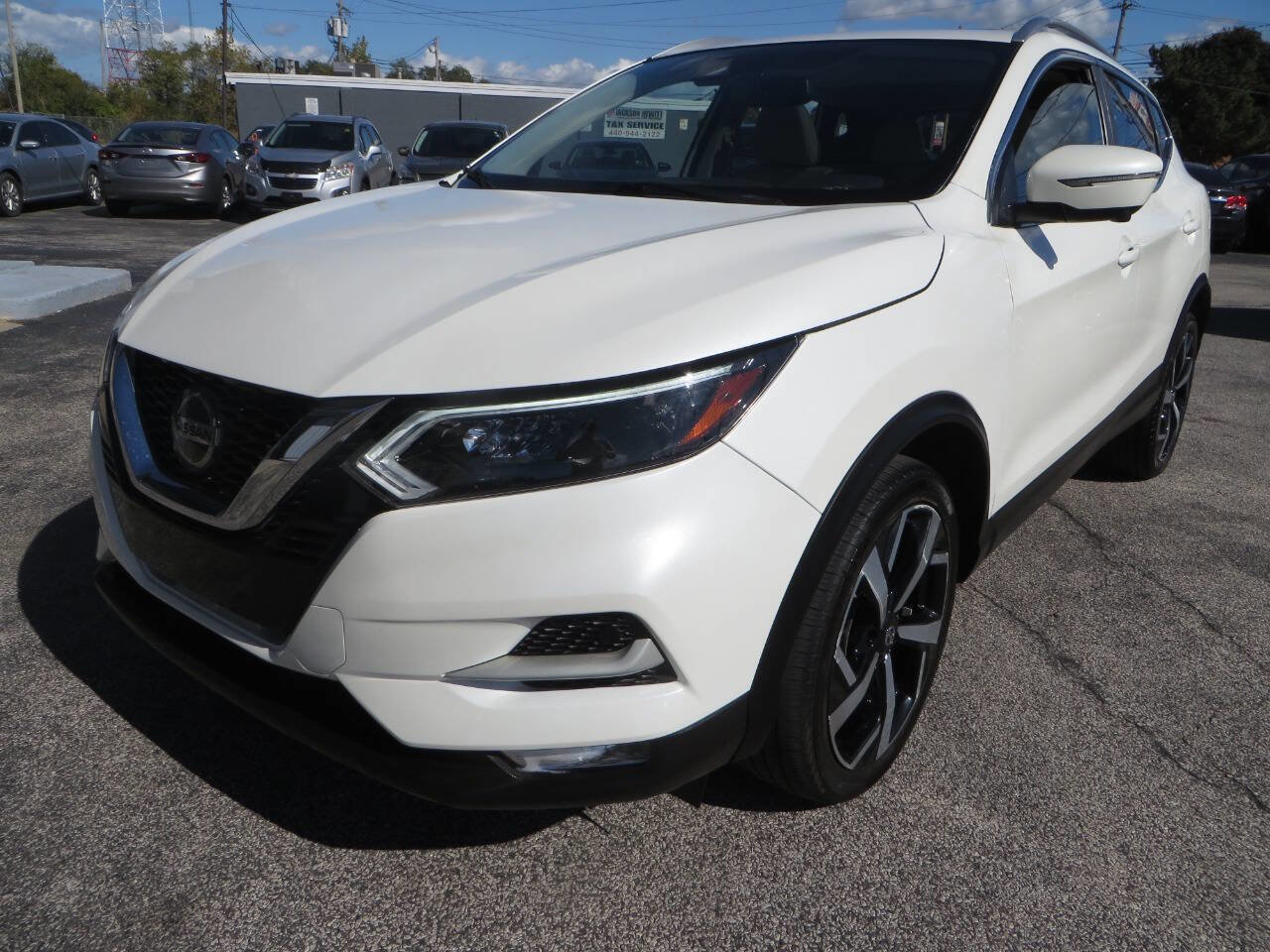 Used 2022 Nissan Rogue Sport SL w/ Premium Package image 29